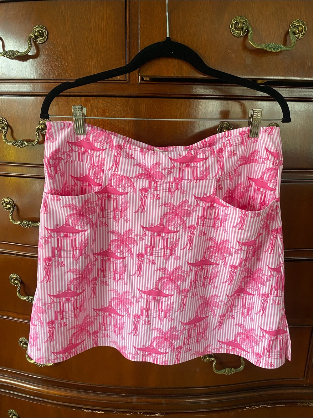 Jude Connally Pink & White Peony Pagoda Print Mini Skort (hidden shorts) - Picture 2 of 8